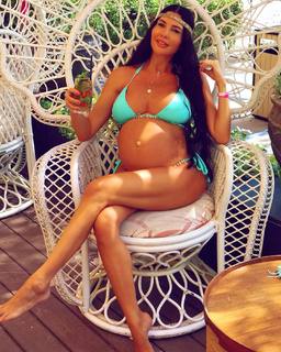 Lamitta Frangieh feet photo thumbnail