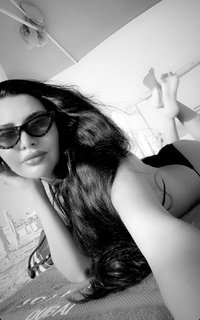 Lamitta Frangieh feet photo thumbnail