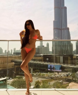 Lamitta Frangieh feet photo thumbnail