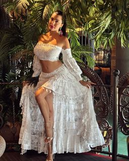 Lamitta Frangieh feet photo thumbnail