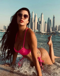 Lamitta Frangieh feet photo thumbnail