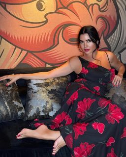 Lamitta Frangieh feet photo thumbnail