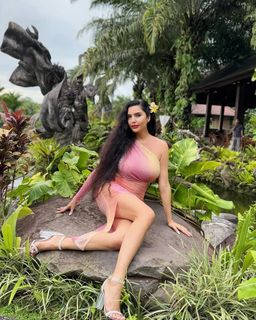 Lamitta Frangieh feet photo 9
