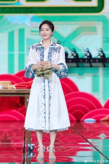 Lan Qin feet photo 8