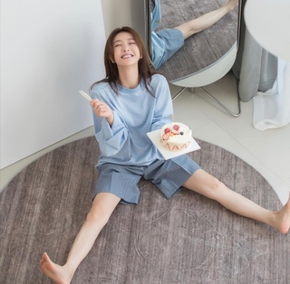Lan Qin feet photo 19