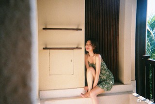 Lan Qin feet photo 14