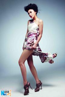 Lan Qin feet photo 12