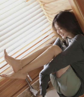 Lan Qin feet photo 4