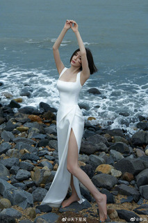 Lan Qin feet photo 1