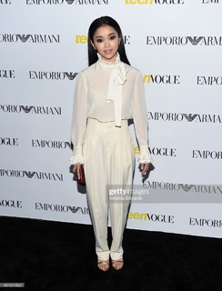 Lana Condor feet photo thumbnail