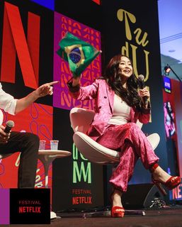 Lana Condor feet photo thumbnail