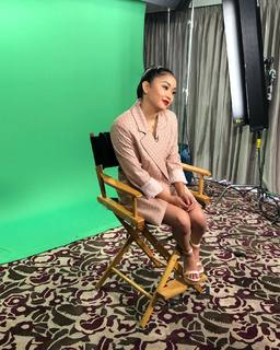 Lana Condor feet photo thumbnail