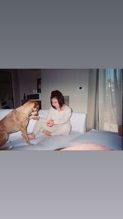 Lana Condor feet photo thumbnail