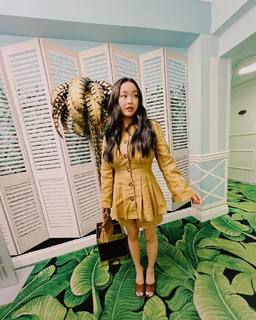 Lana Condor feet photo thumbnail