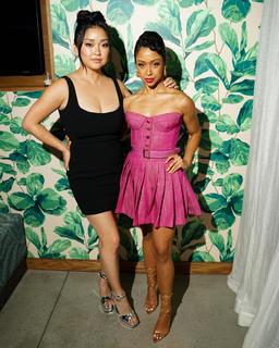 Lana Condor feet photo thumbnail