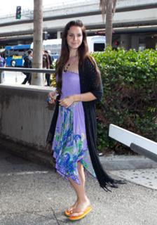 Lana Del Rey feet photo thumbnail