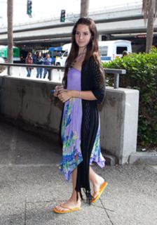 Lana Del Rey feet photo thumbnail