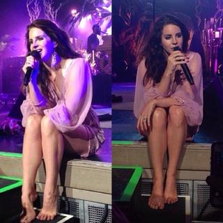 Lana Del Rey feet photo thumbnail