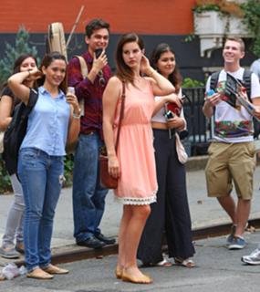 Lana Del Rey feet photo thumbnail