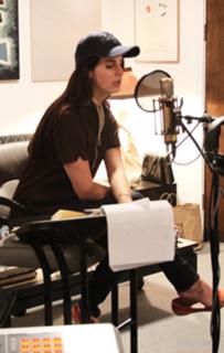 Lana Del Rey feet photo thumbnail