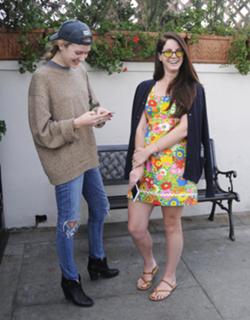 Lana Del Rey feet photo thumbnail