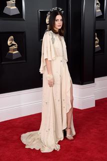Lana Del Rey feet photo thumbnail