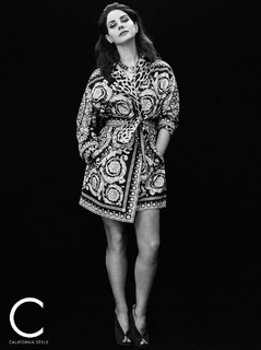 Lana Del Rey feet photo thumbnail