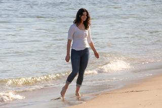 Lana Del Rey feet photo thumbnail
