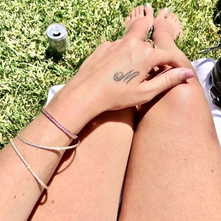 Lana Del Rey feet photo thumbnail