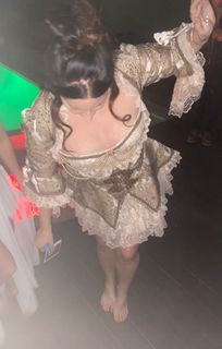 Lana Del Rey feet photo thumbnail