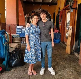 Lana Del Rey feet photo thumbnail