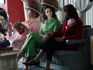 Lana Del Rey feet photo 4