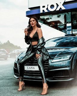 Lana Jurcevic feet photo thumbnail