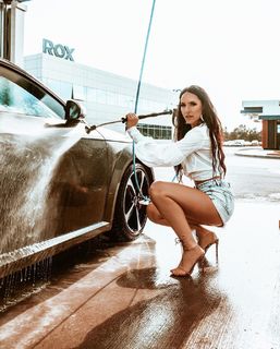 Lana Jurcevic feet photo thumbnail