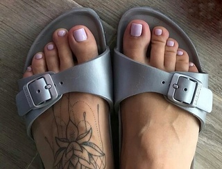 Lana Klingor feet photo 15