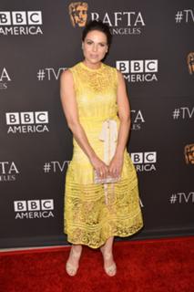 Lana Parrilla feet photo thumbnail