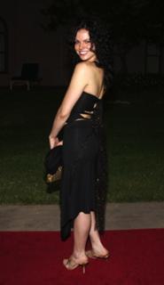 Lana Parrilla feet photo thumbnail