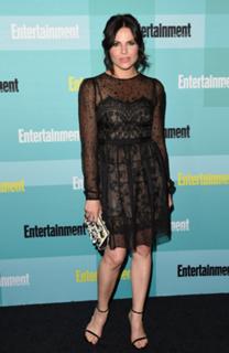 Lana Parrilla feet photo thumbnail