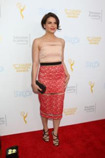 Lana Parrilla feet photo thumbnail