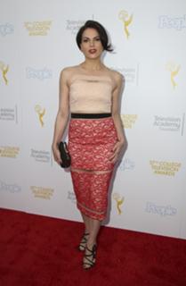 Lana Parrilla feet photo thumbnail