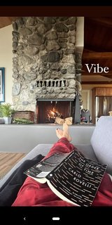 Lana Parrilla feet photo thumbnail