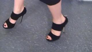 Lana Parrilla feet photo thumbnail