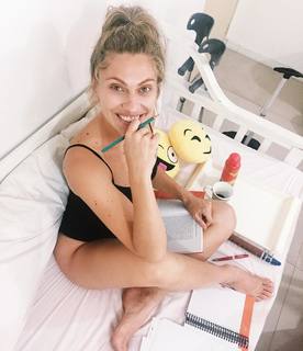 Lana Rhodes feet photo 8