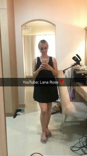 Lana Rose feet photo thumbnail