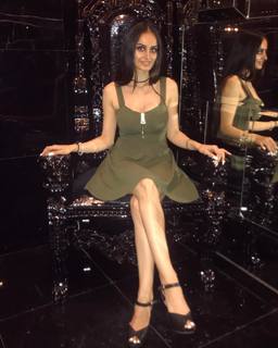 Lana Rose feet photo thumbnail