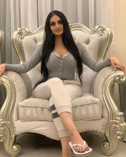 Lana Rose feet photo thumbnail