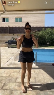 Lana Rose feet photo thumbnail
