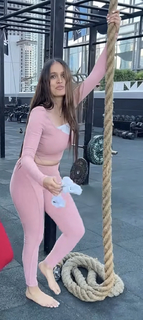 Lana Rose feet photo thumbnail