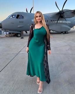 Lana Rose feet photo thumbnail