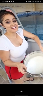 Lana Rose feet photo 2